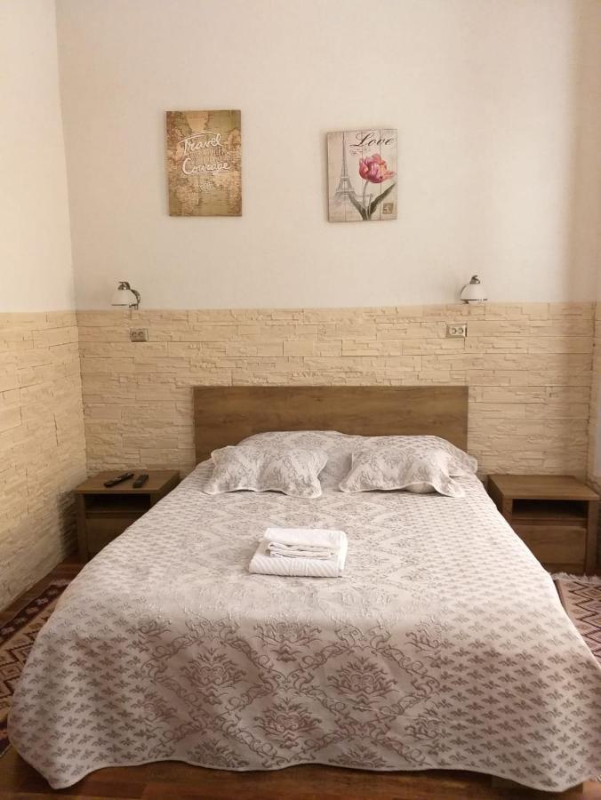 Bistriţa Raphaela Residence מראה חיצוני תמונה